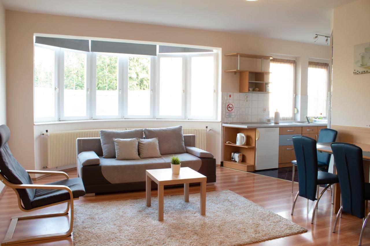 Titan Apartman 久洛 外观 照片